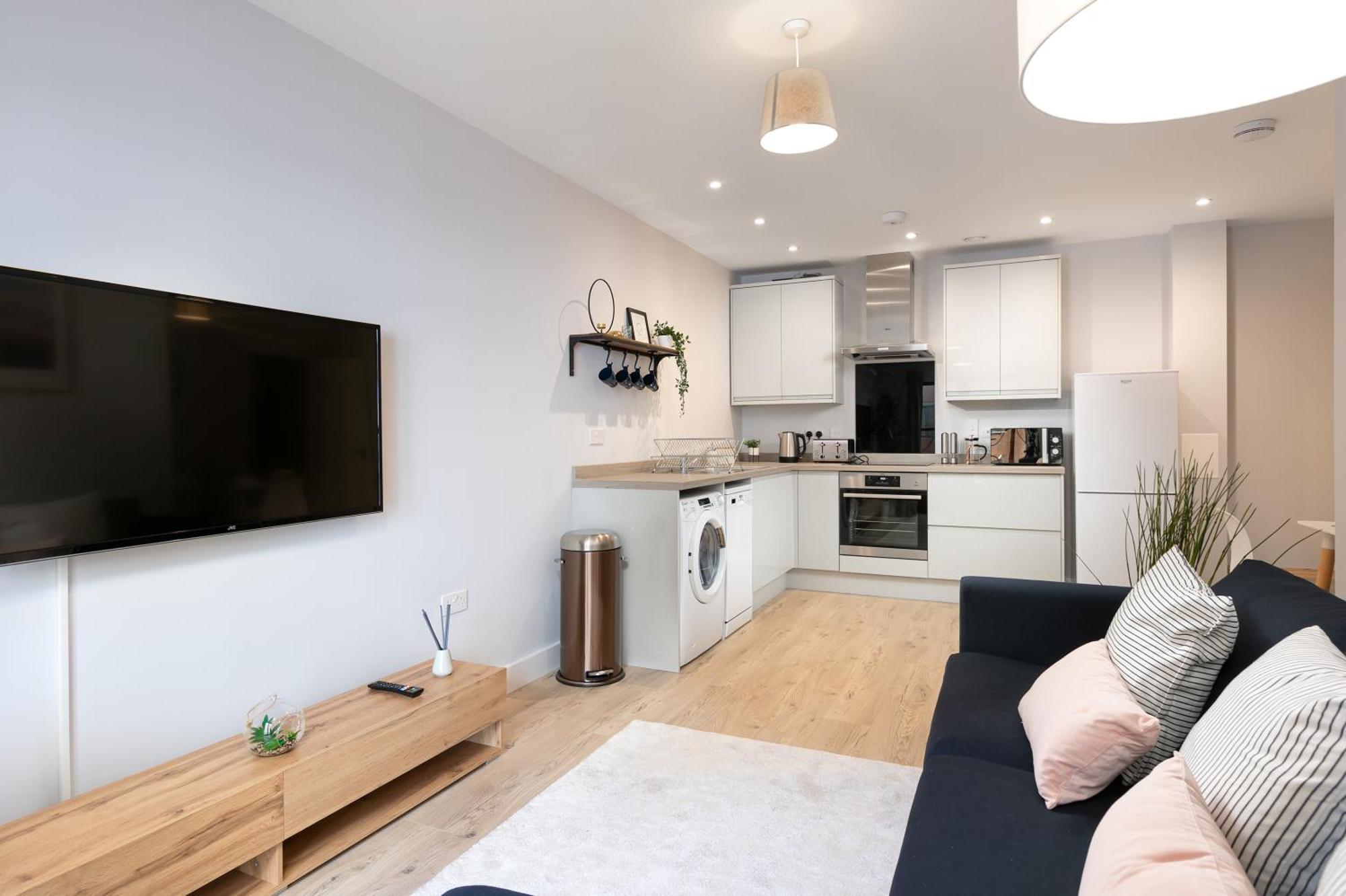 Wesley Gate Apartments - By Hostly 雷丁 外观 照片